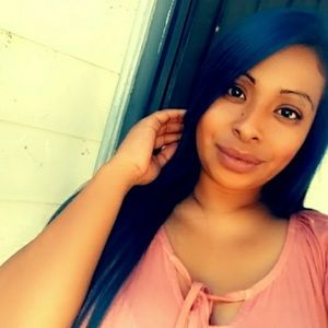 Meet your Posher, Deanna